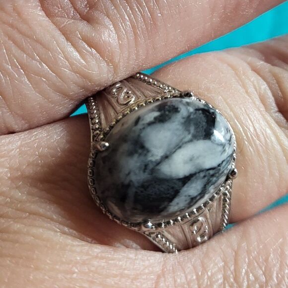 Austrian Pinolith Solitaire Stainless Steel Ring - Picture 1 of 6